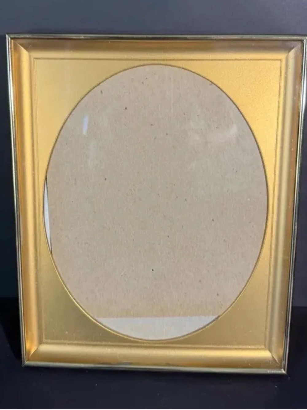 Gold Picture Frame with Oval Mat Opening